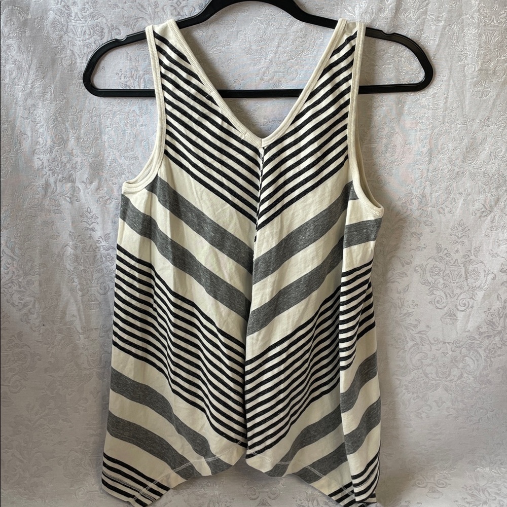 NWOT Michael Stars Cream & Black Striped V-Neck Tank.  OS - Picture 2 of 5